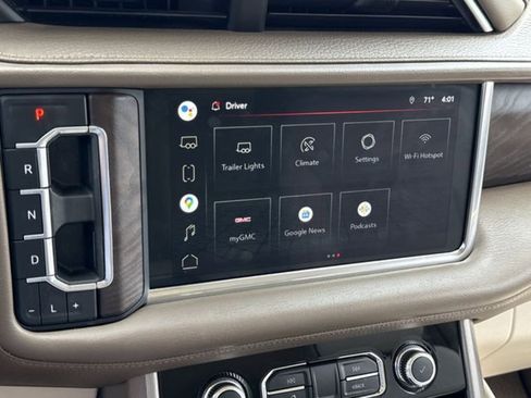 Used 2022 GMC Yukon XL Denali RWD image 27