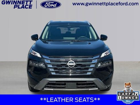 Used 2026 Nissan Rogue SL FWD image 2