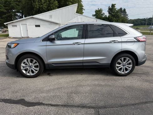 Used 2022 Ford Edge Titanium AWD/4WD image 8