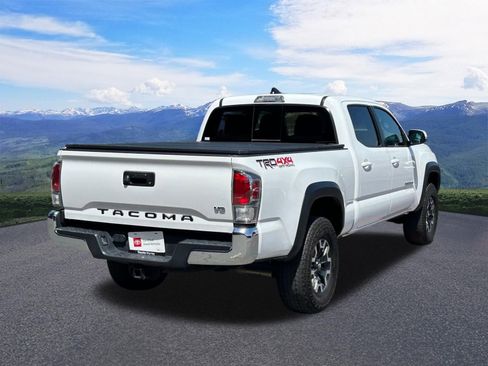 Certified 2023 Toyota Tacoma TRD Off-Road AWD/4WD image 5