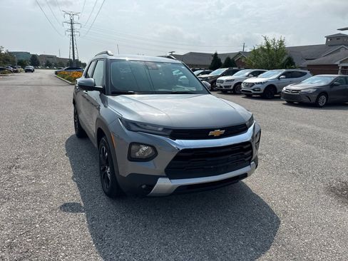 Used 2023 Chevrolet TrailBlazer LT AWD/4WD image 7