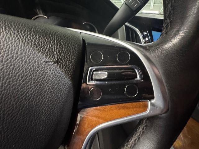 Used 2018 Cadillac Escalade ESV Luxury AWD/4WD image 20