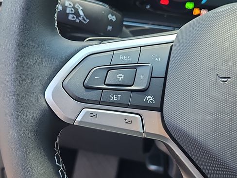 New 2026 Volkswagen Atlas SE AWD/4WD image 12