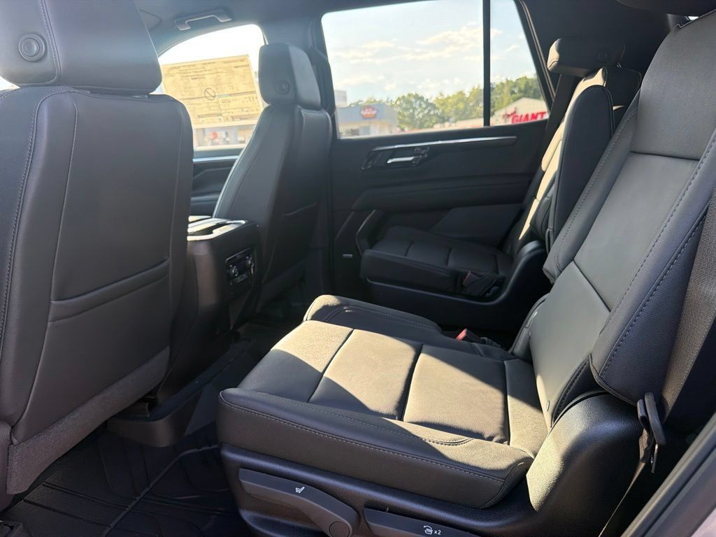 New 2026 Chevrolet Tahoe LT w/ Comfort Package RWD image 16