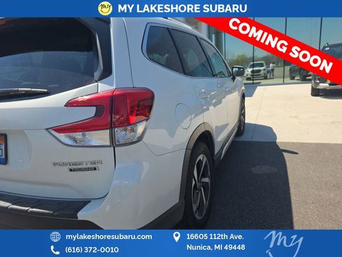 Certified 2024 Subaru Forester Touring w/ Pop Package 2 AWD/4WD image 16