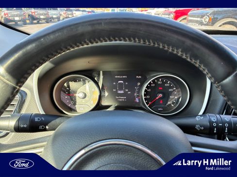 Used 2018 Jeep Compass Limited w/ Navigation Group image 11