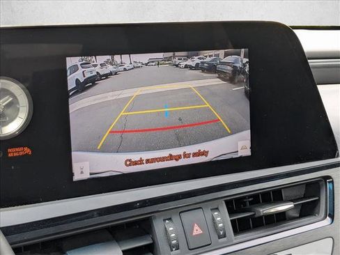 Used 2023 Lexus ES 350 w/ Accessory Package (Z2) FWD image 13
