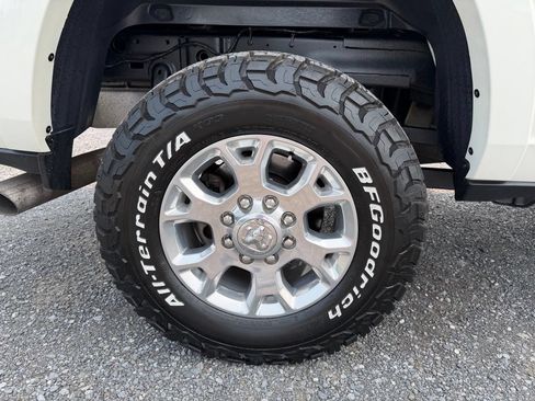 Used 2022 RAM 2500 Laramie AWD/4WD image 22