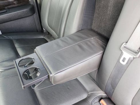 Used 2013 Ford F150 Platinum image 32