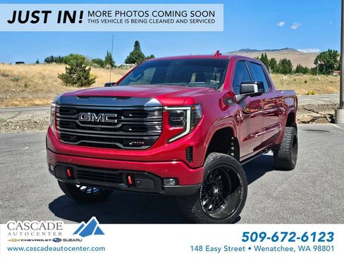 Used 2024 GMC Sierra 1500 AT4 w/ Technology Package AWD/4WD image 1