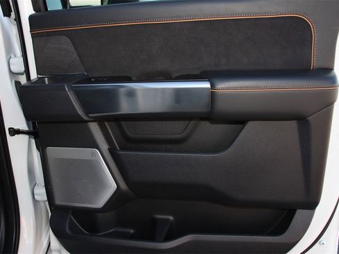 Certified 2024 Ford F250 Platinum w/ Tremor Off-Road Package image 27