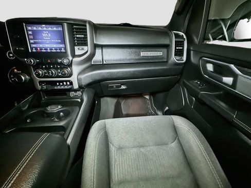 Used 2020 RAM 1500 Big Horn AWD/4WD image 34