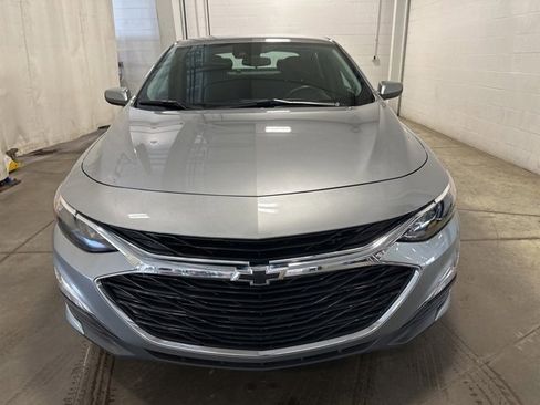 Used 2024 Chevrolet Malibu RS image 2