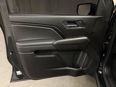 Used 2023 Chevrolet Colorado LT w/ LT Convenience Package image 23