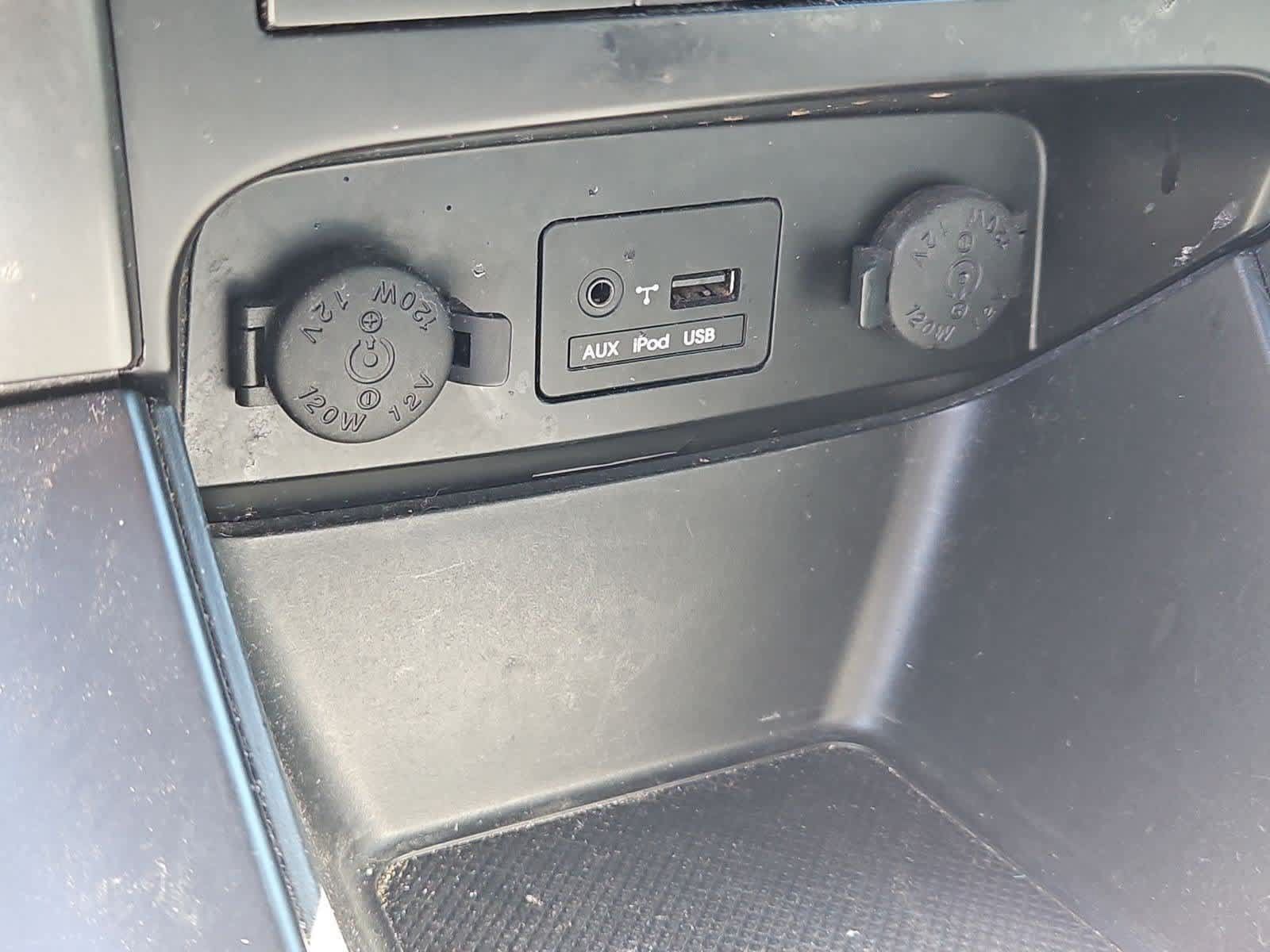 Used 2011 Kia Sorento 2WD w/ Convenience Pkg image 28