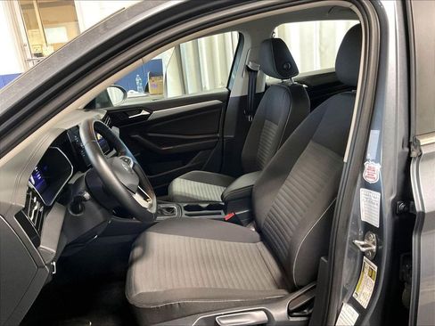 Used 2025 Volkswagen Jetta S FWD image 10