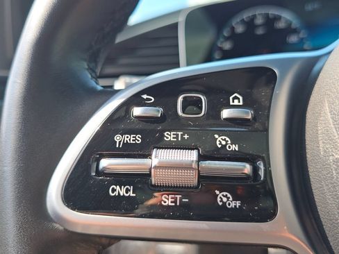 Used 2022 Mercedes-Benz GLE 350 4MATIC image 18