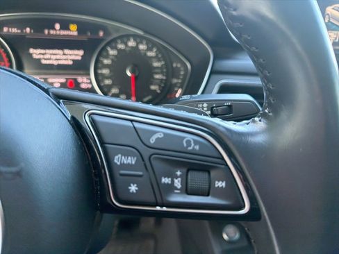 Used 2019 Audi A4 2.0T Premium image 22
