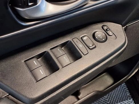 Used 2022 Honda CR-V Touring image 20