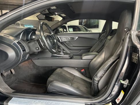 Used 2018 Jaguar F-TYPE Coupe RWD image 35