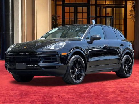 Used 2022 Porsche Cayenne AWD/4WD image 22
