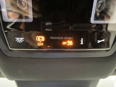 Used 2024 Volkswagen Atlas Cross Sport SE AWD/4WD image 67