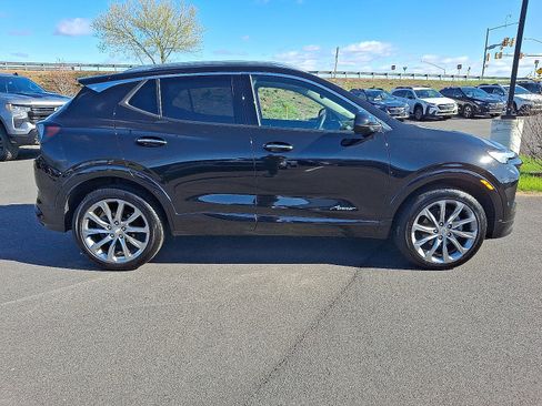 Used 2025 Buick Encore GX Avenir w/ Avenir Convenience Package AWD/4WD image 8