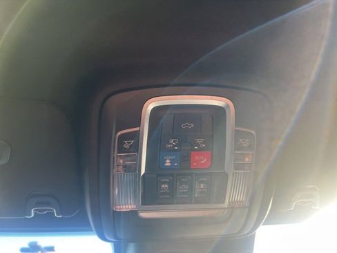 Used 2019 RAM 2500 Limited image 23