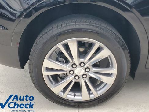 Certified 2024 Cadillac XT5 Premium Luxury FWD image 8