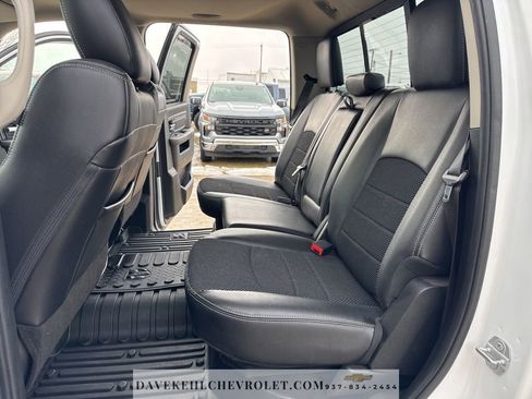 Used 2018 RAM 1500 Sport w/ Sport Premium Group image 34