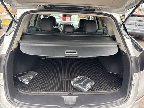 Certified 2024 Nissan Murano SV w/ Cargo Package image 21