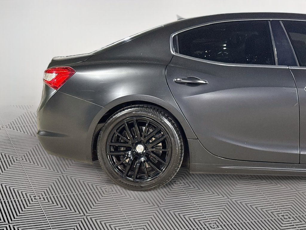 Used 2019 Maserati Ghibli S Q4 AWD/4WD image 13