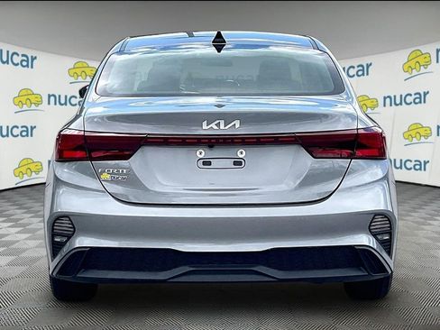 Used 2024 Kia Forte LXS FWD image 5