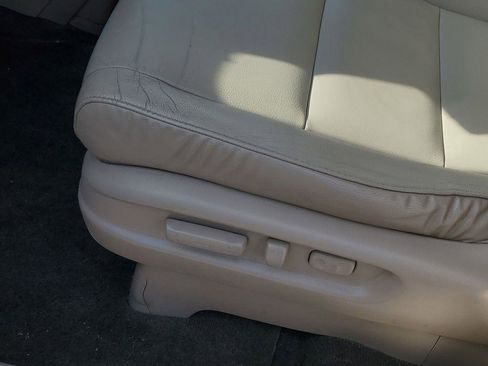 Used 2015 Honda Odyssey EX-L image 10