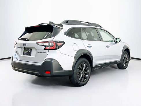 Used 2025 Subaru Outback Onyx Edition image 9