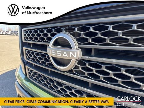 Used 2024 Nissan Titan SV w/ SV Bronze Edition Package image 11