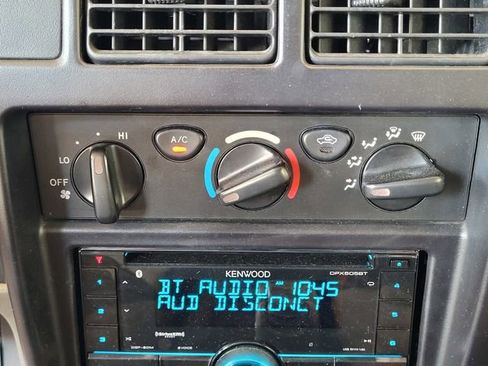 Used 2004 Toyota Tacoma PreRunner RWD image 24