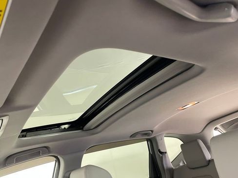 Certified 2017 Honda CR-V EX-L image 9