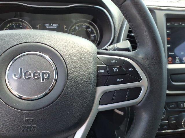 Used 2022 Jeep Cherokee Latitude AWD/4WD image 10