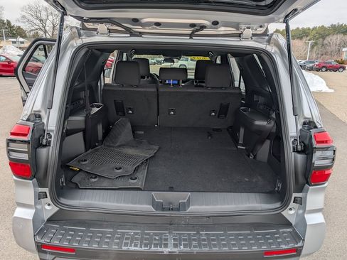 Used 2025 Toyota 4Runner SR5 image 13