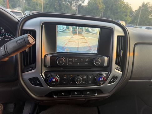 Used 2017 GMC Sierra 1500 SLT AWD/4WD image 18