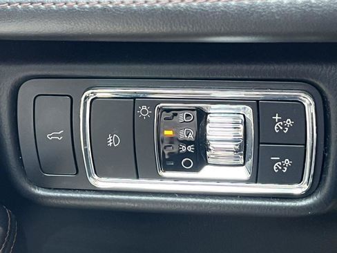 Used 2022 Lincoln Aviator Reserve w/ Equipment Group 201A AWD/4WD image 17