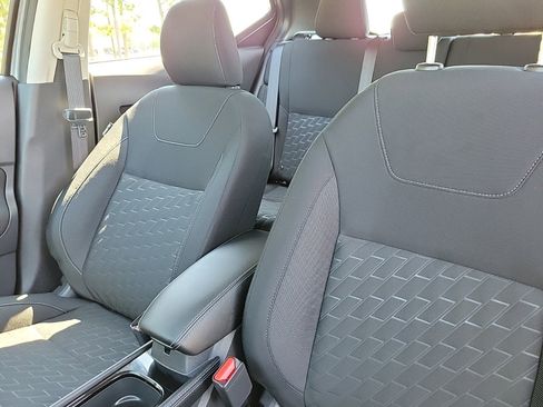 New 2024 Nissan Kicks SV w/ Interior Electronics Package image 14