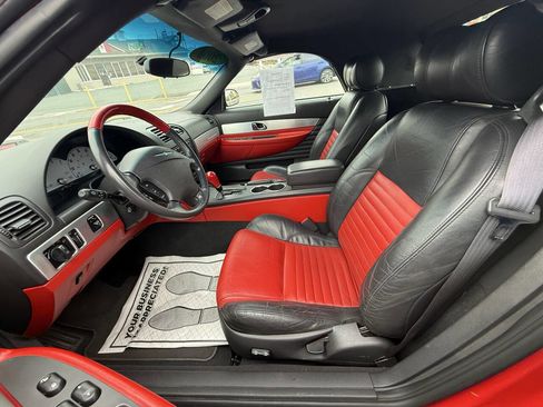 Used 2002 Ford Thunderbird RWD image 10