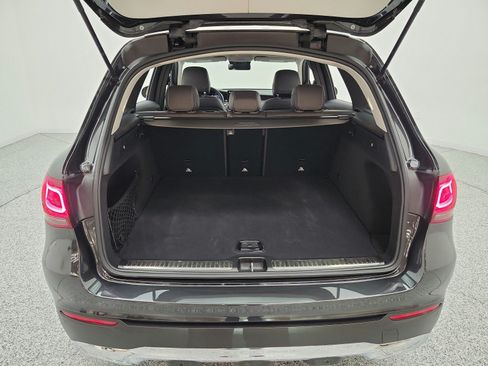Used 2022 Mercedes-Benz GLC 300 image 19
