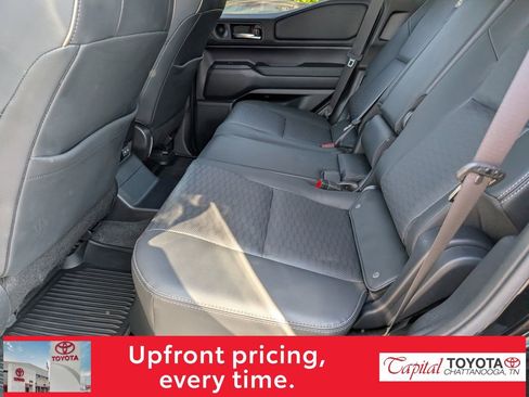 Used 2024 Toyota Land Cruiser image 10