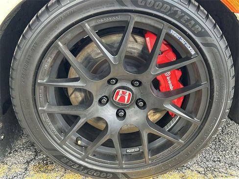 Used 2018 Honda Civic Type R image 13