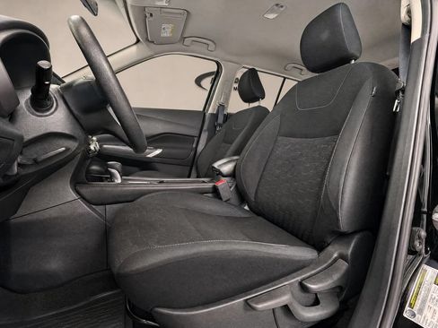 Used 2023 Nissan Kicks SV FWD image 12