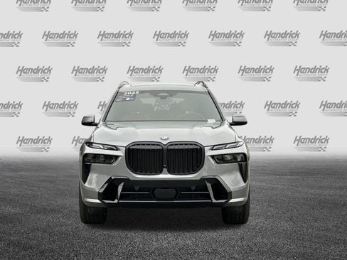 Certified 2025 BMW X7 xDrive40i w/ M Sport Package image 10