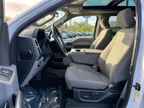 Used 2018 Ford F150 XLT w/ Equipment Group 302A Luxury image 15